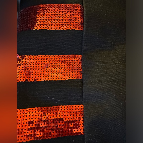 Victoria’s Secret Black Canvas with Red Sequin Lips detailing Weekender Tote - Picture 4 of 10